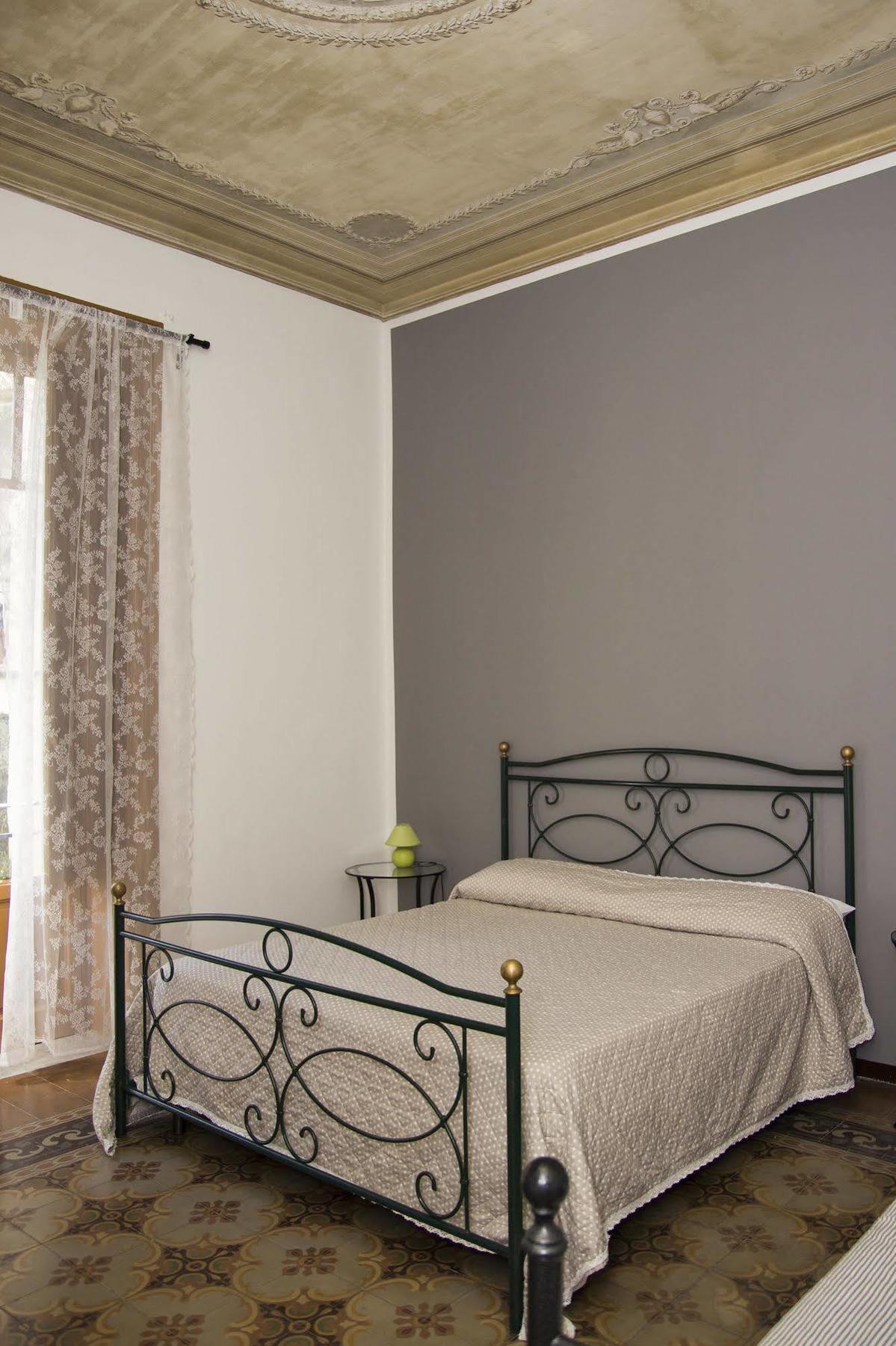 Bed and Breakfast Residenza Di Maggio Palermo Exterior foto