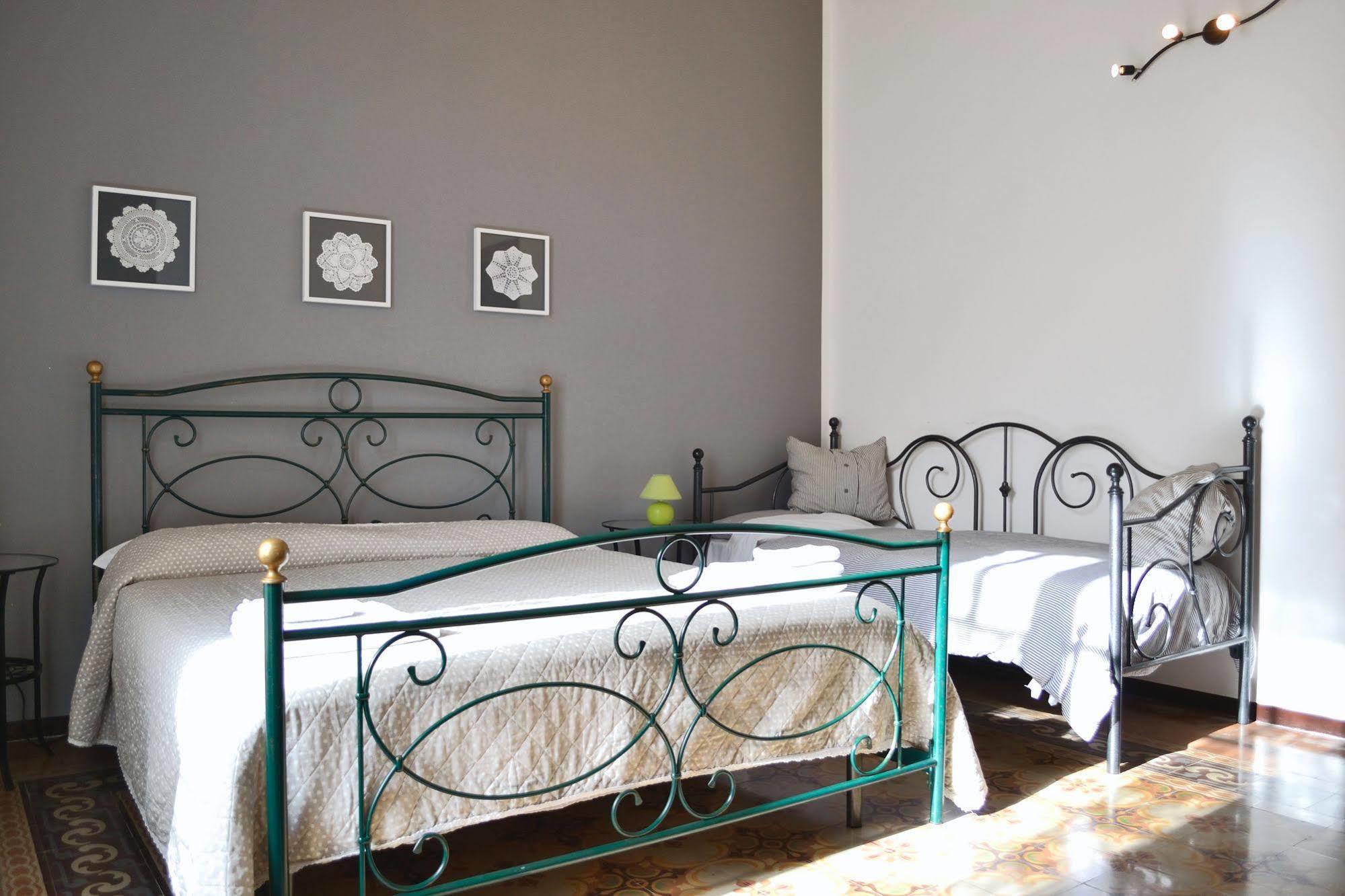 Bed and Breakfast Residenza Di Maggio Palermo Exterior foto